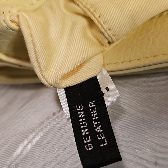 Ann Taylor Loft mini bag soft pale yellow leather very good condition - Picture 11 of 16